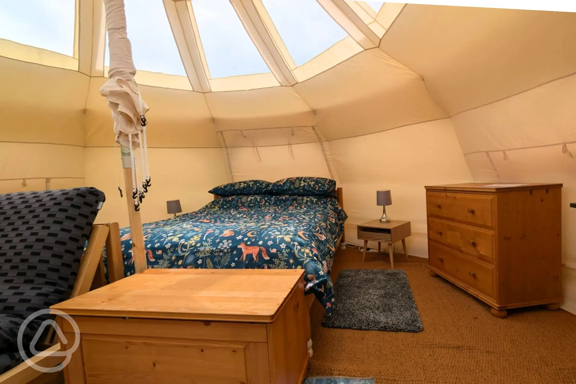 Lotus stargazer bell tent double bed and futon