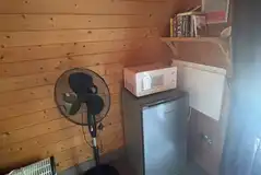 Family glamping pod mini fridge and microwave Family glamping pod mini fridge and microwave