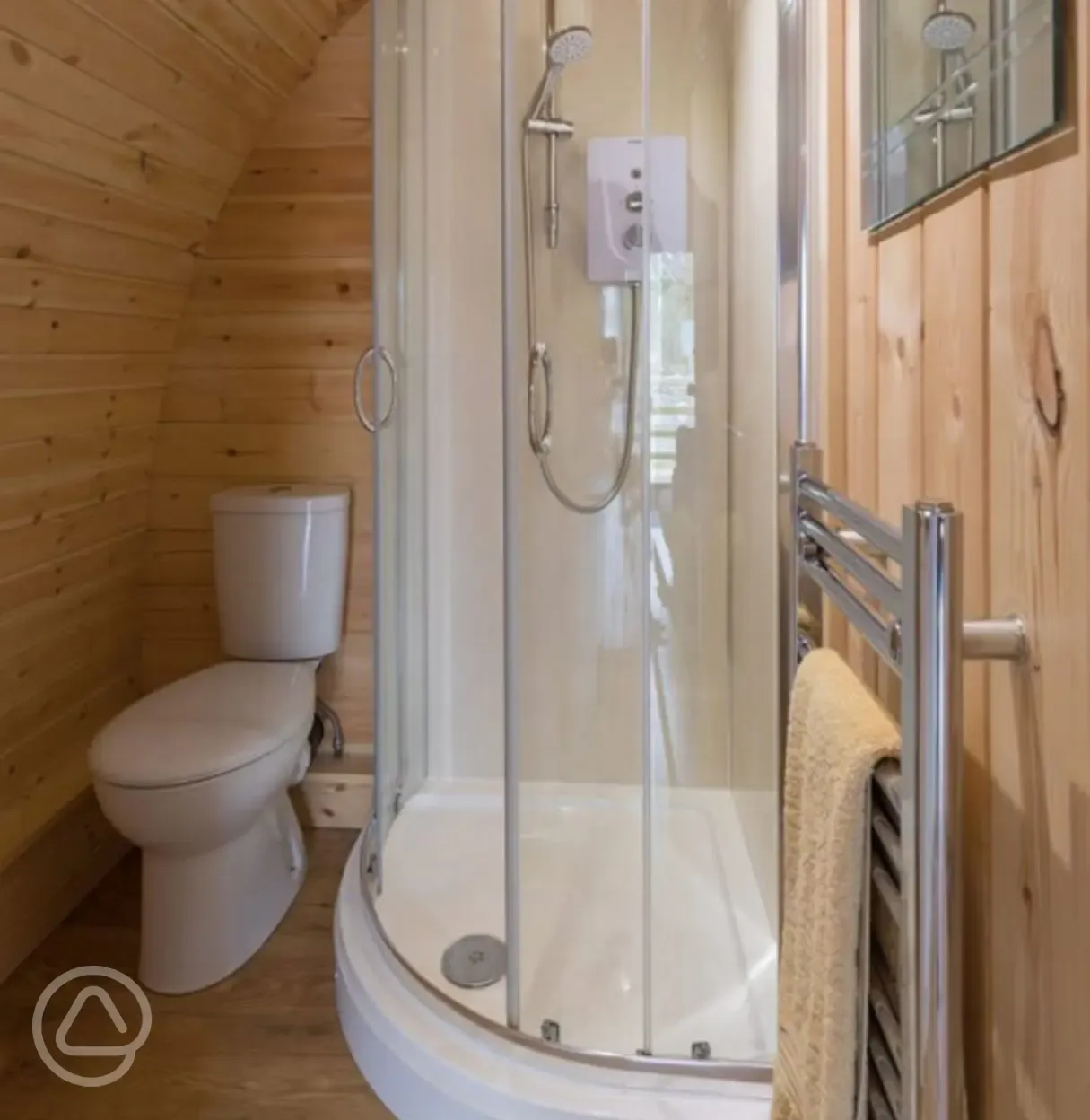 Glamping pod ensuite