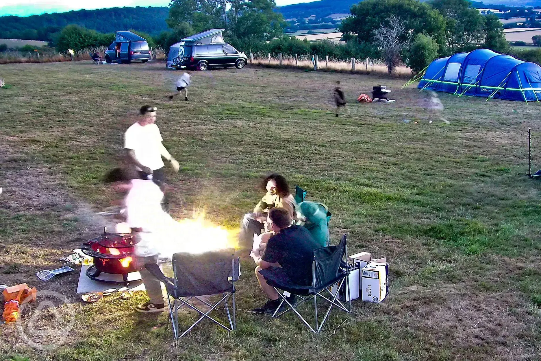 Fire pit and BBQ hire by pitches at Spring Field Dark Skies Fire pit and BBQ hire by pitches at Spring Field Dark Skies