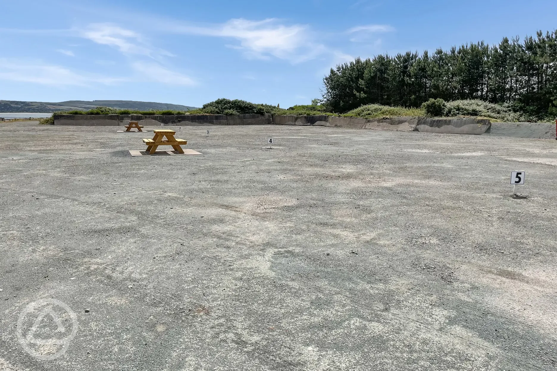 Non electric hardstanding pitches