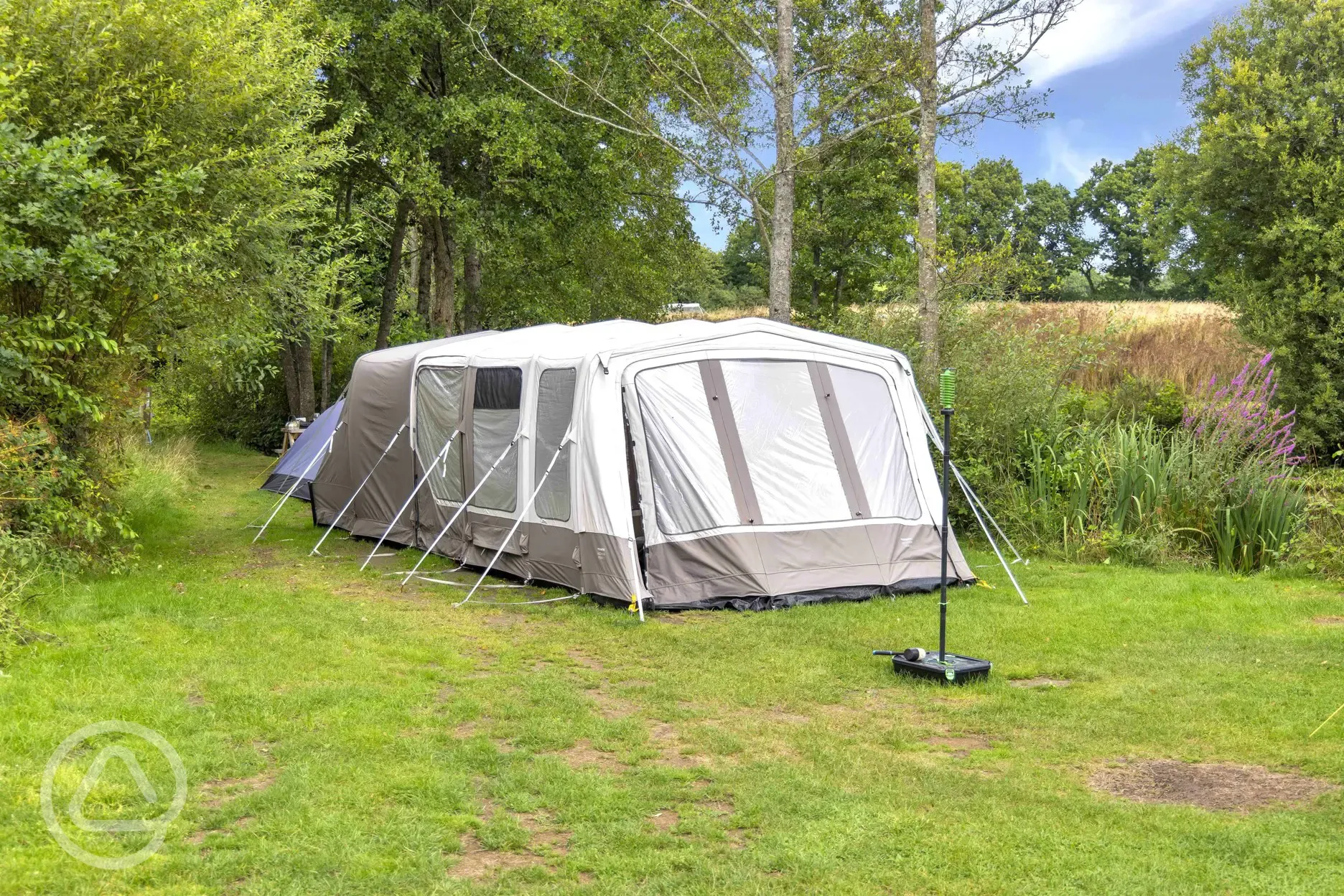 Electric grass tent pitch - Overview