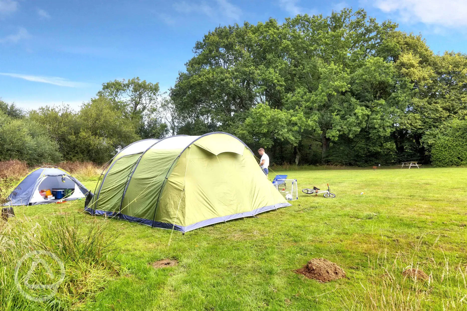 Non electric grass tent pitch - Chill Out