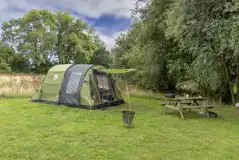 Non electric grass tent pitch - Centre Point