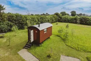 Bunkers Hill Farm, Halesworth, Suffolk (5.5 miles)