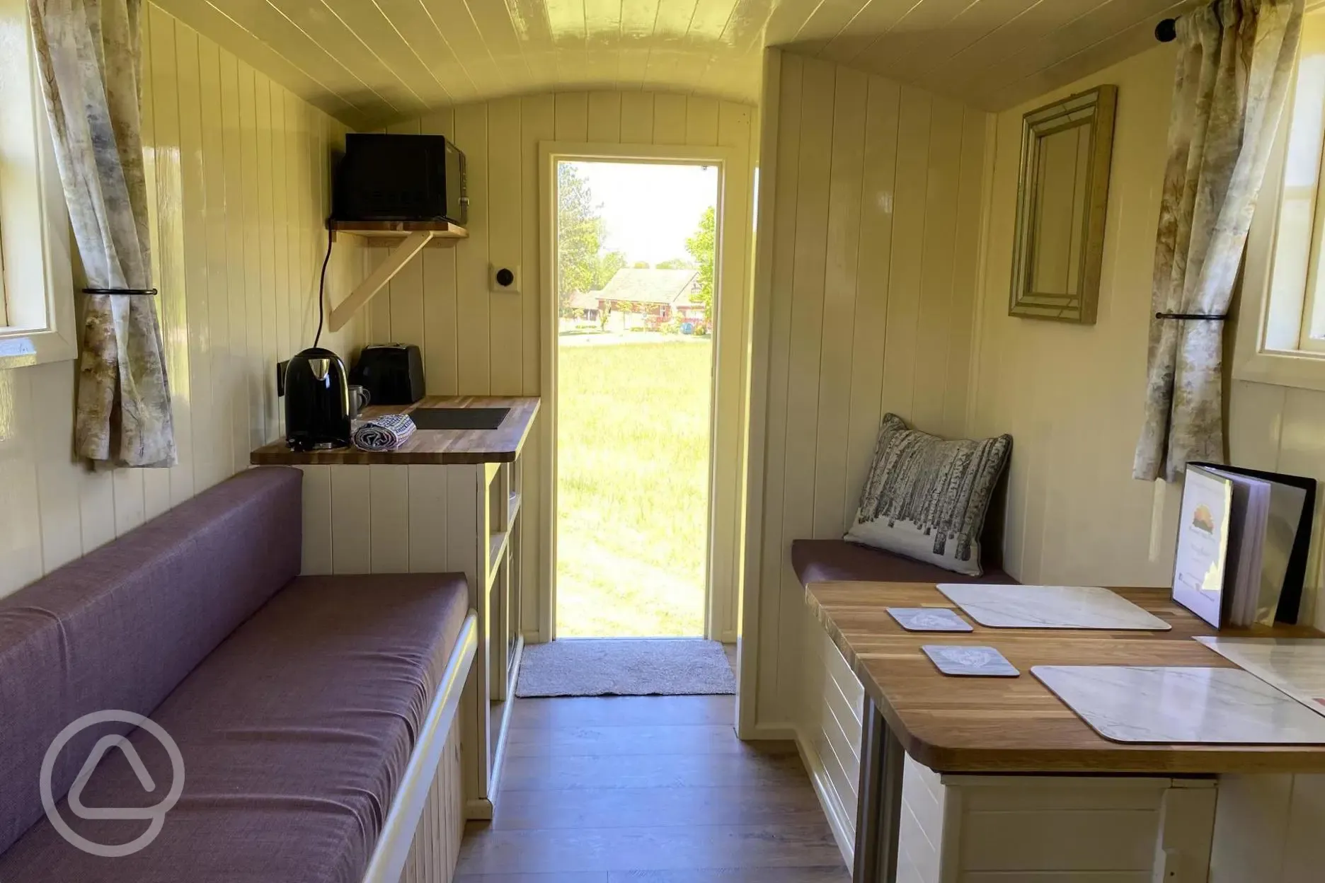 Kingfisher shepherd's hut interior