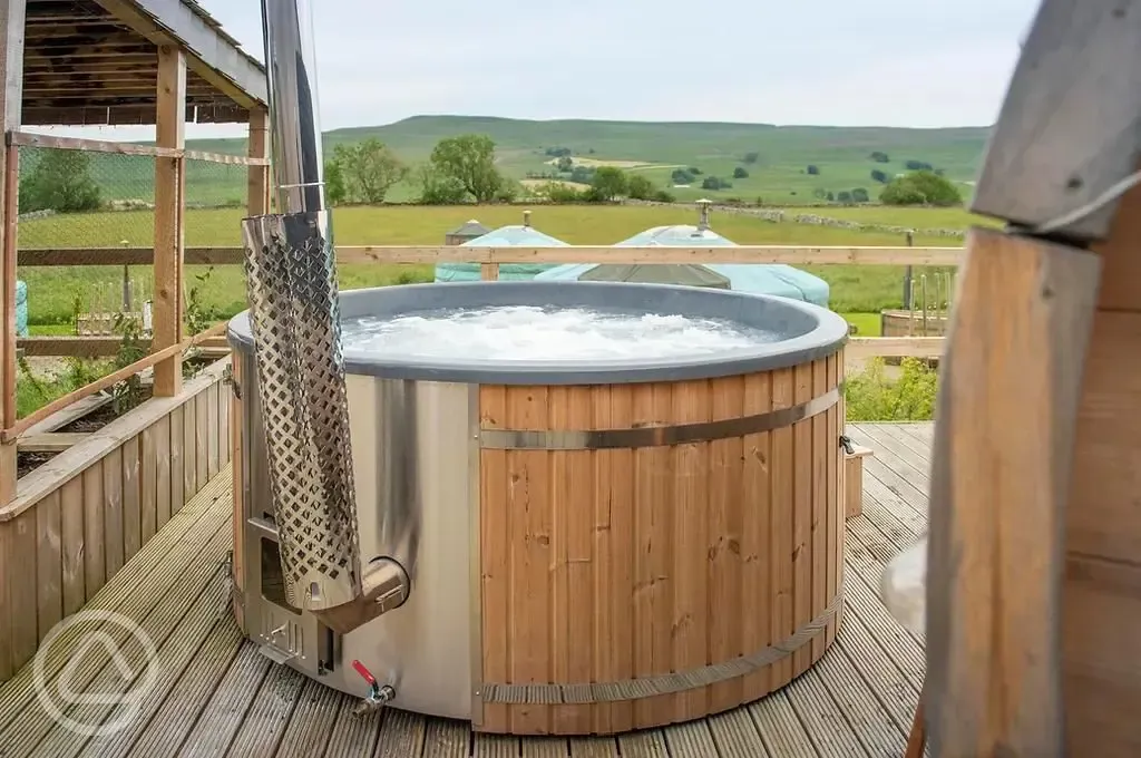 Communal hot tub 