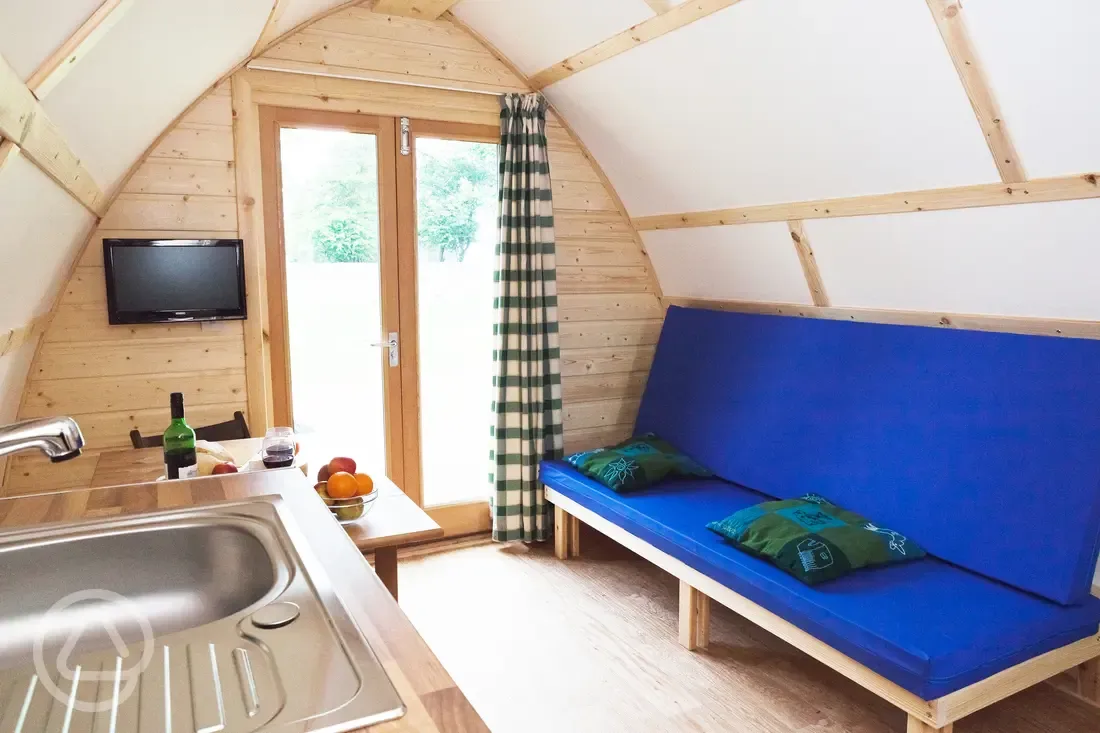 Deluxe ensuite Wigwam interior