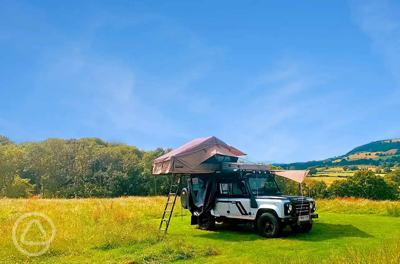 Non electric grass tent pitches