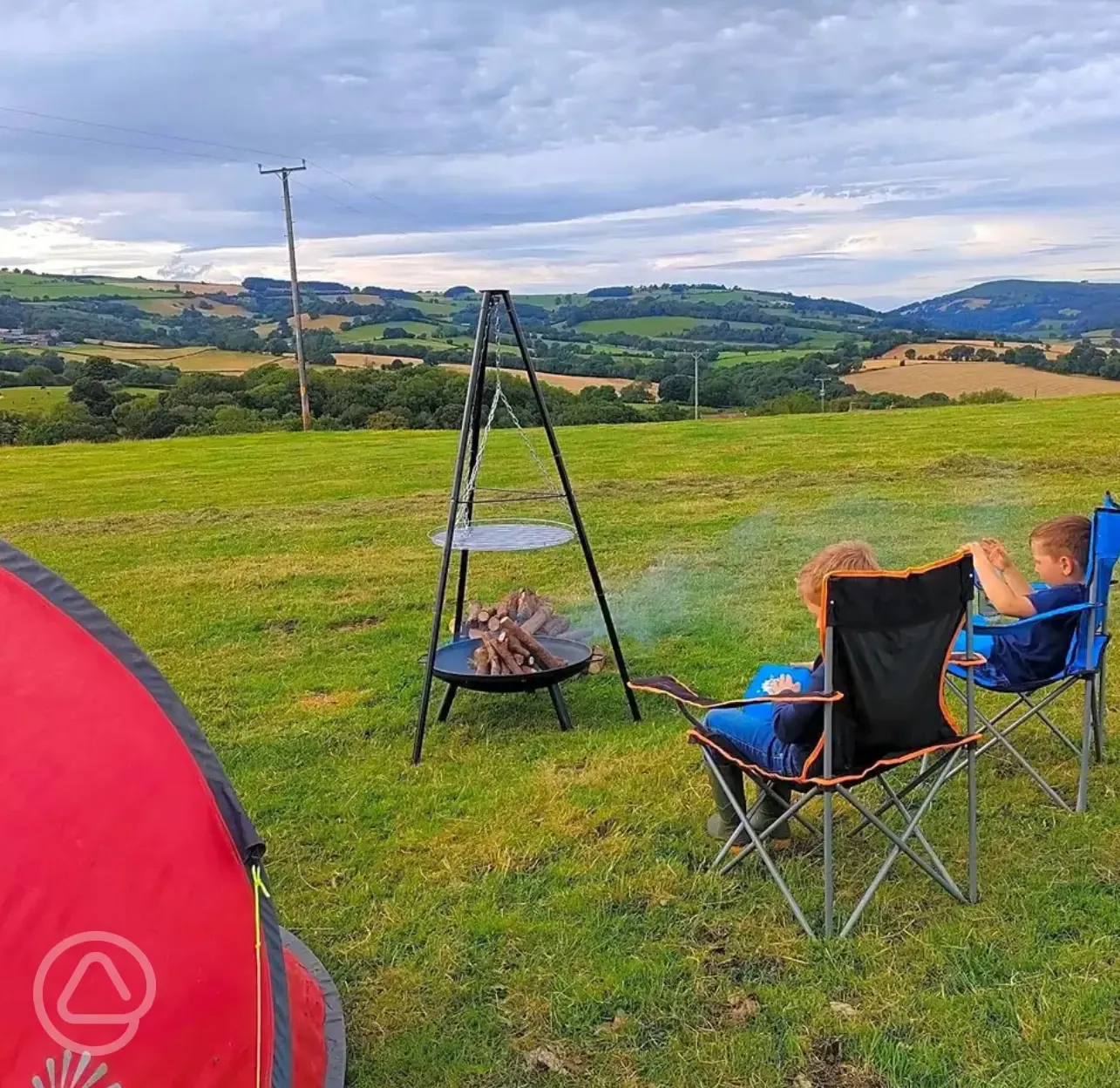 Non electric grass tent pitches