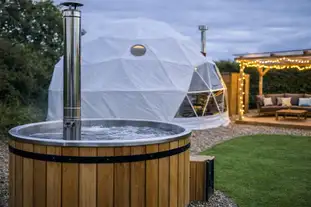 Grass Roots Caravan Glamping & Alpaca Trekking, Waterston, Milford Haven, Pembrokeshire