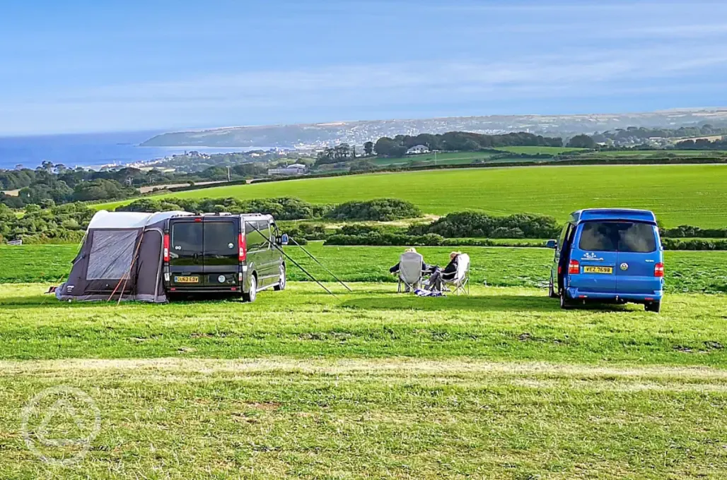 Non electric camping field with sea view