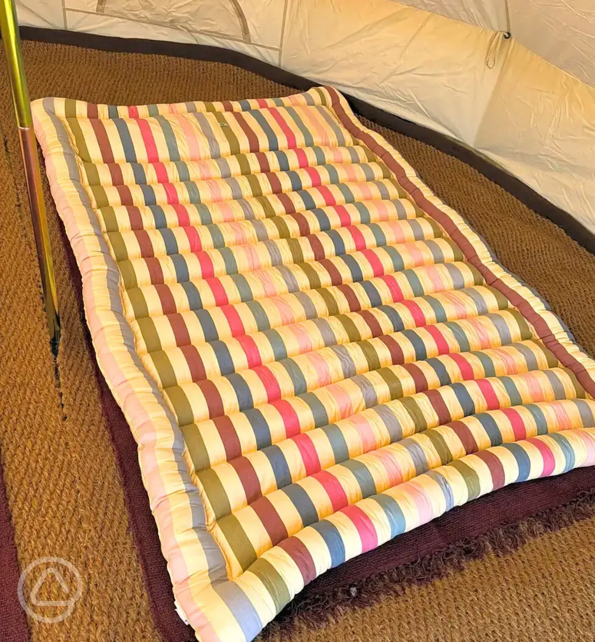 Sunset bell tent double air mattress