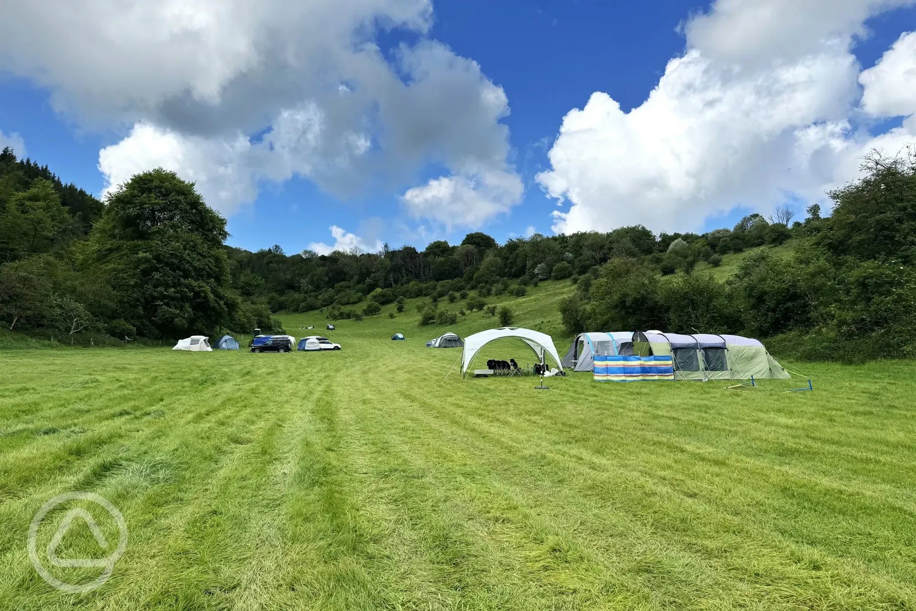 Non electric grass tent pitches