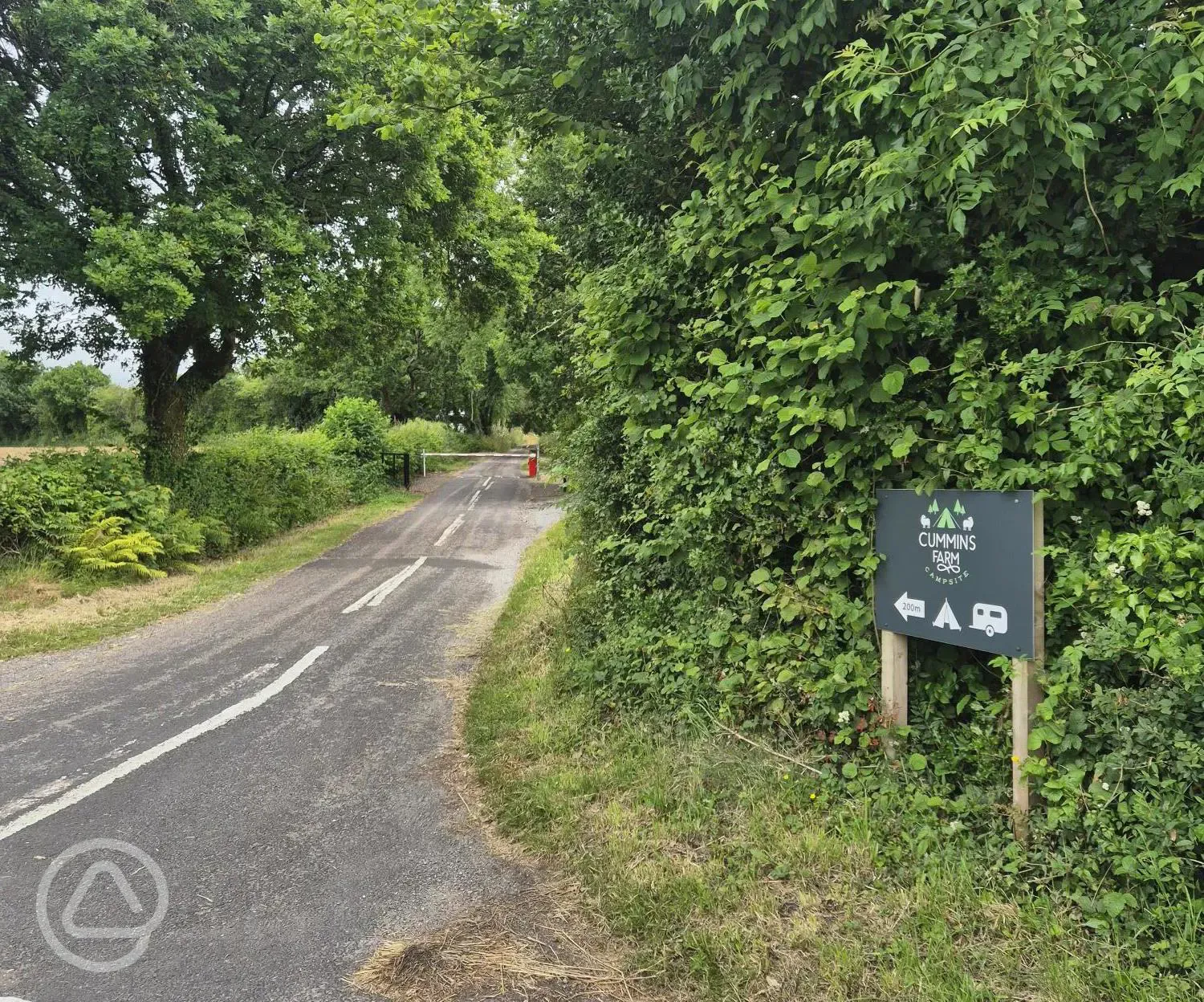 Entrance to Cummins Farm