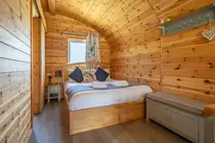 Ensuite glamping pod double bed (pet-free) Ensuite glamping pod double bed (pet-free)