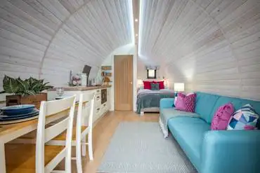 Bonnie's Retreat glamping pod interior