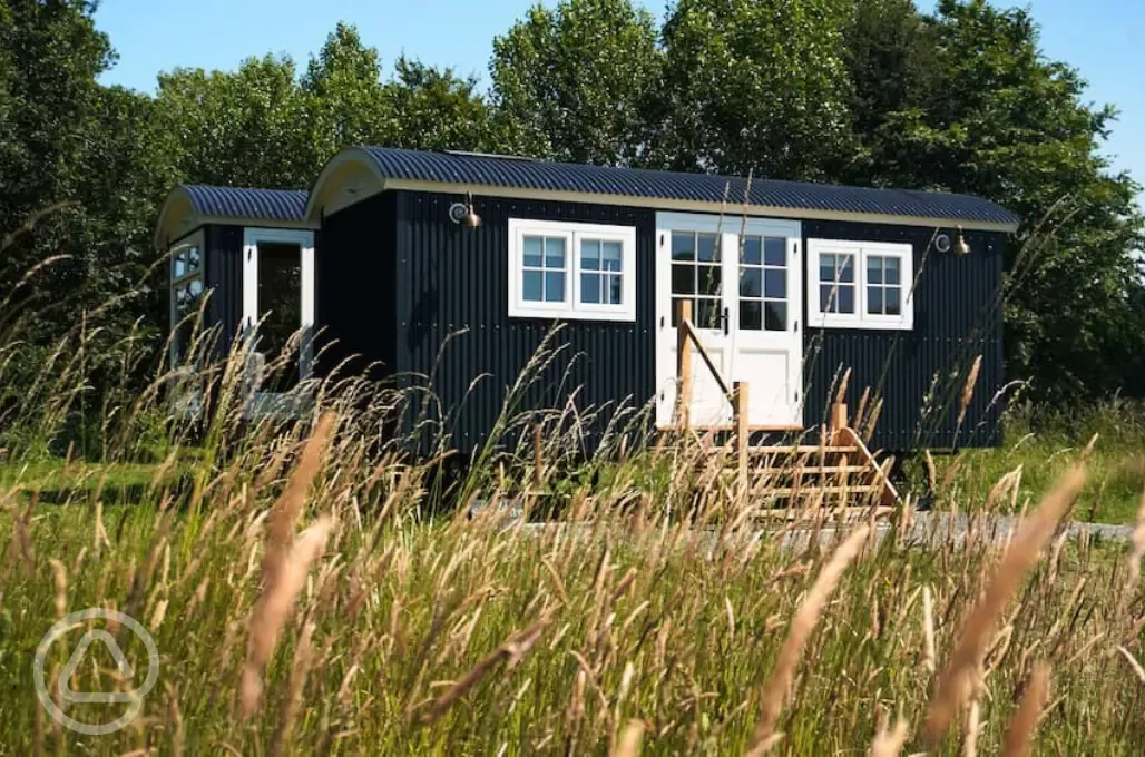 Samphire shepherd's hut