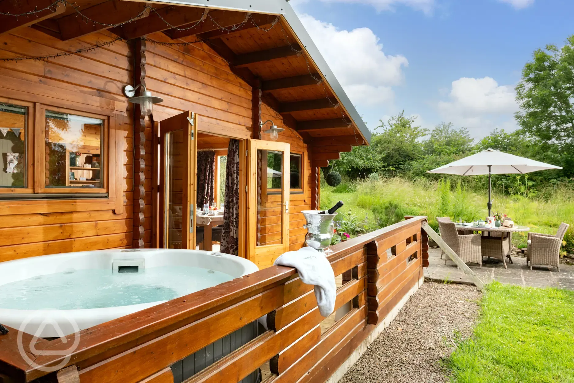 Cabin hot tub on the veranda 
