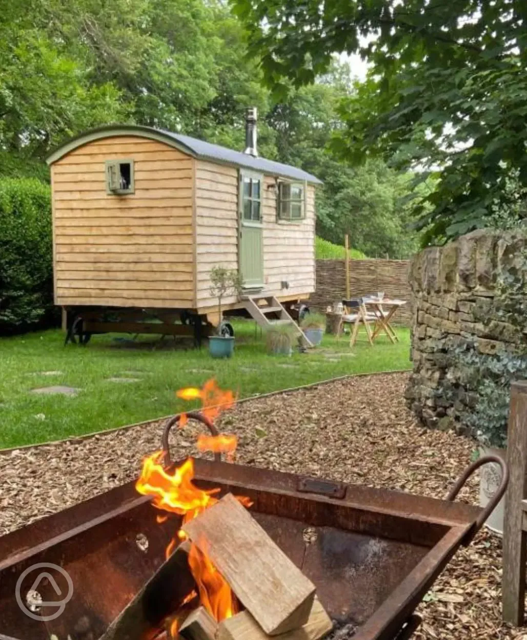 Shepherd's Hut with fire pit