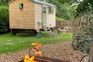 Shepherd's Hut with fire pit