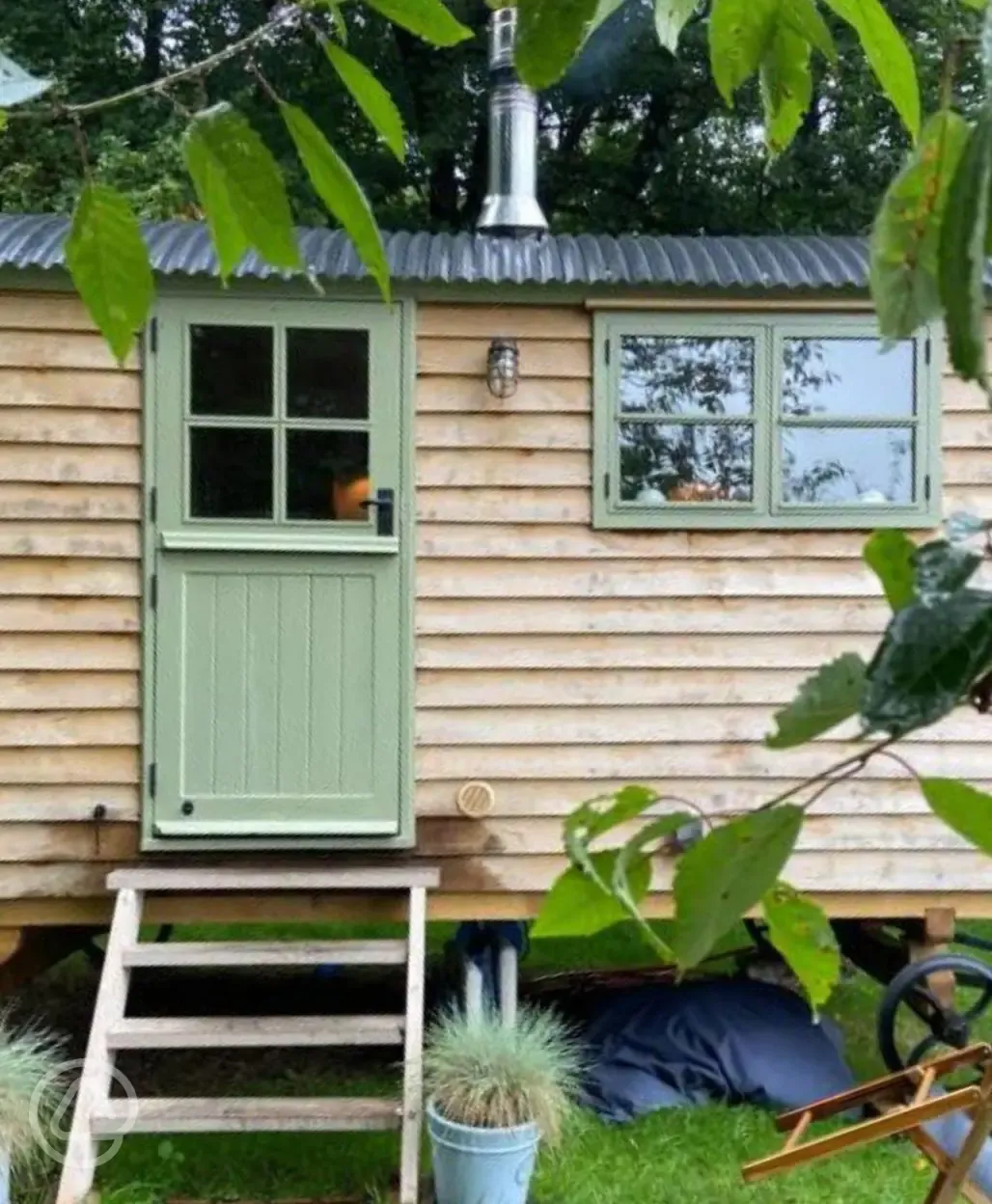 Shepherd's hut