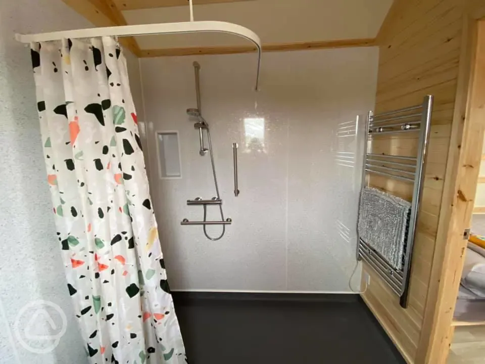 Accessible large glamping pod ensuite wetroom