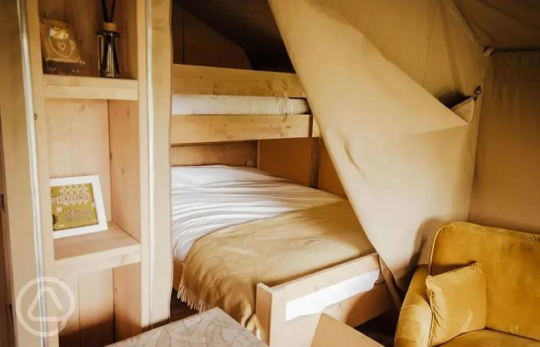 Safari tent bunkbed