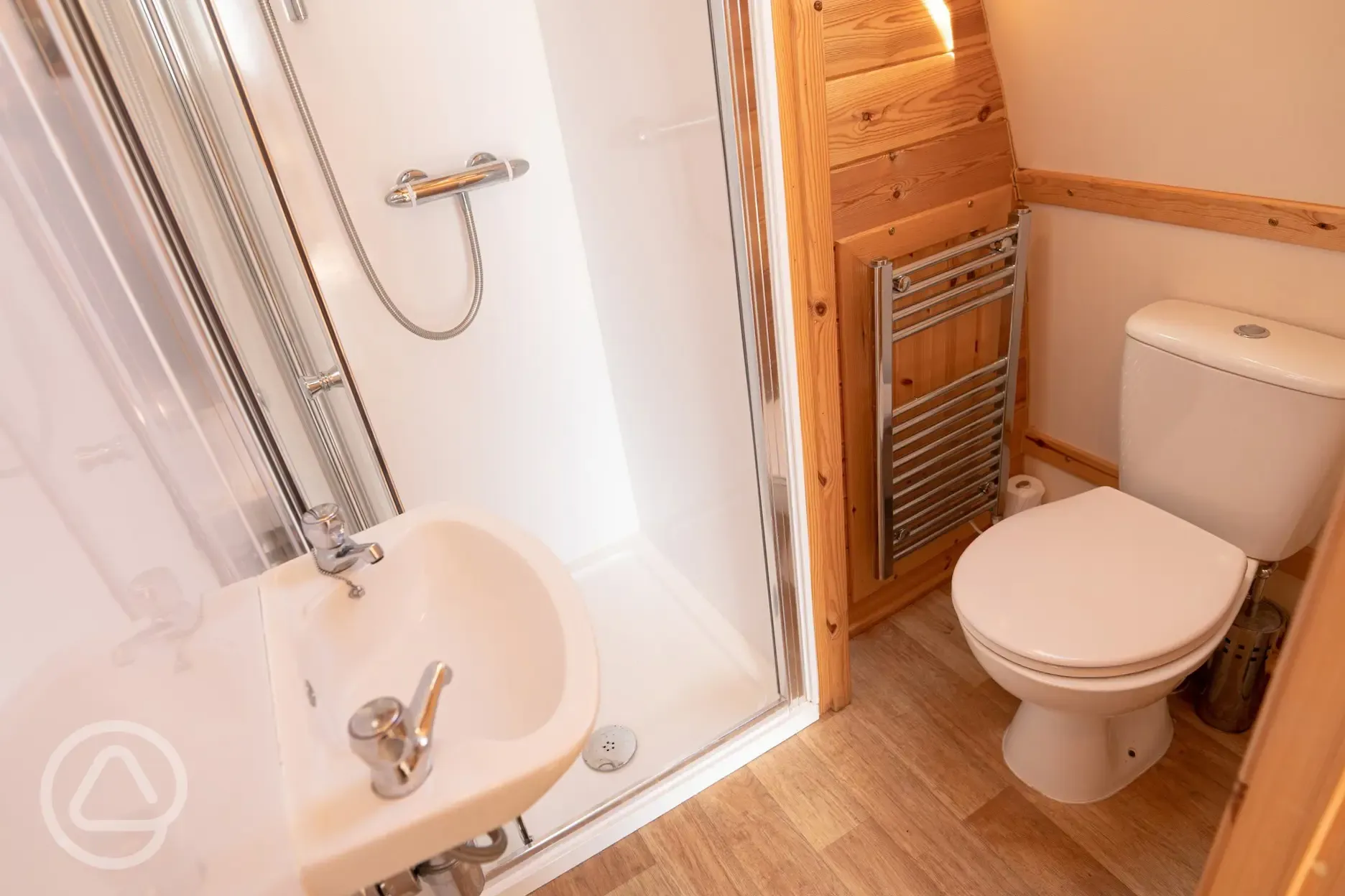 Ensuite pod bathroom