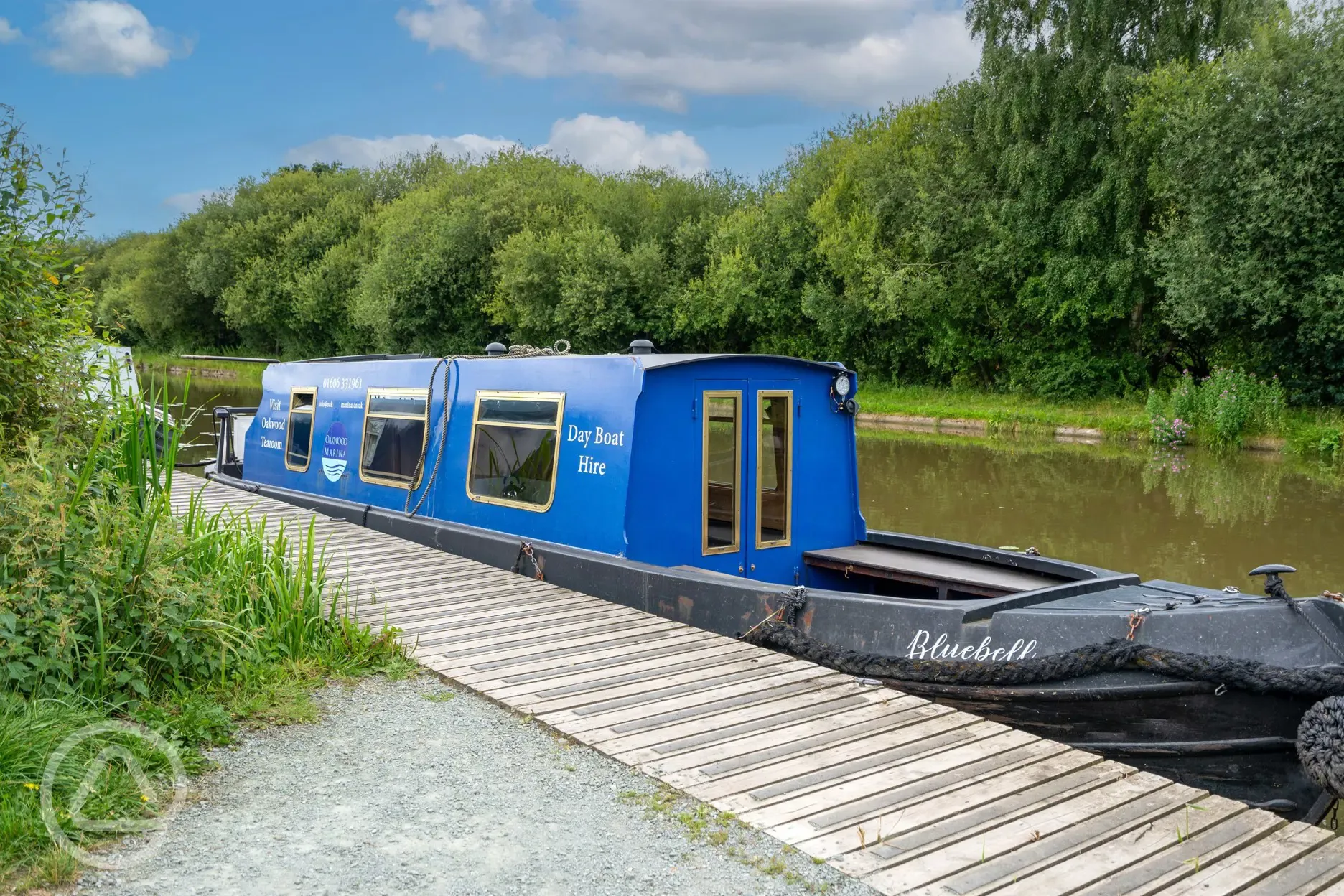 Day boat for hire