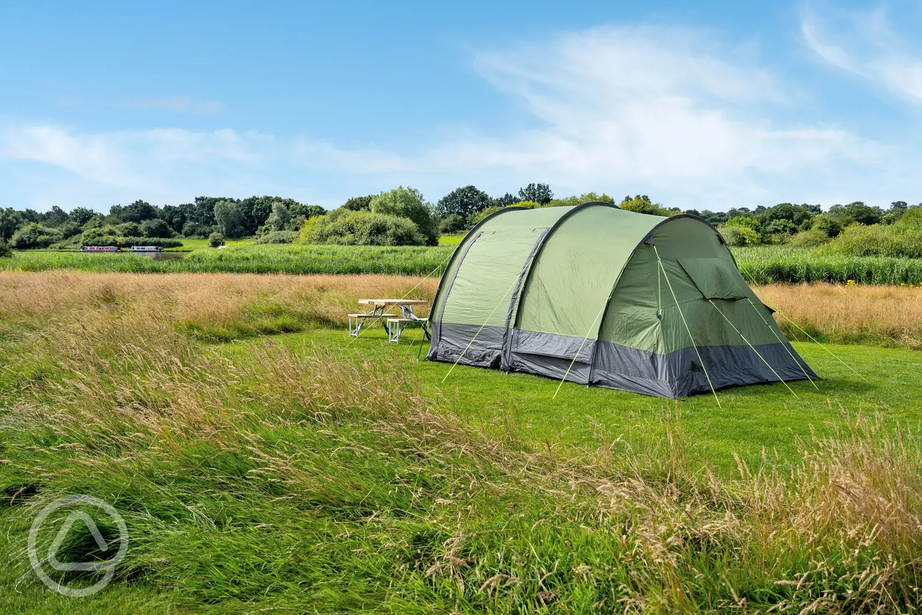 Non electric grass tent pitches (2m x 10m) at Oakwood Marina