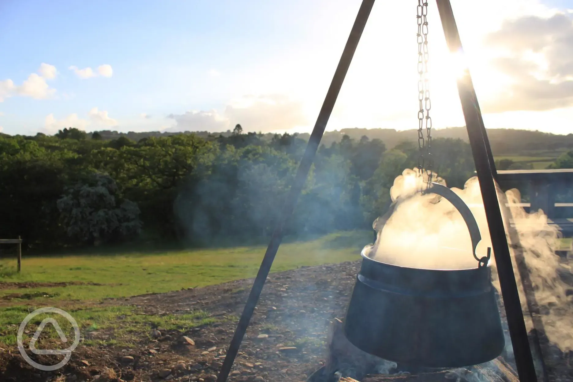 Cooking tripod