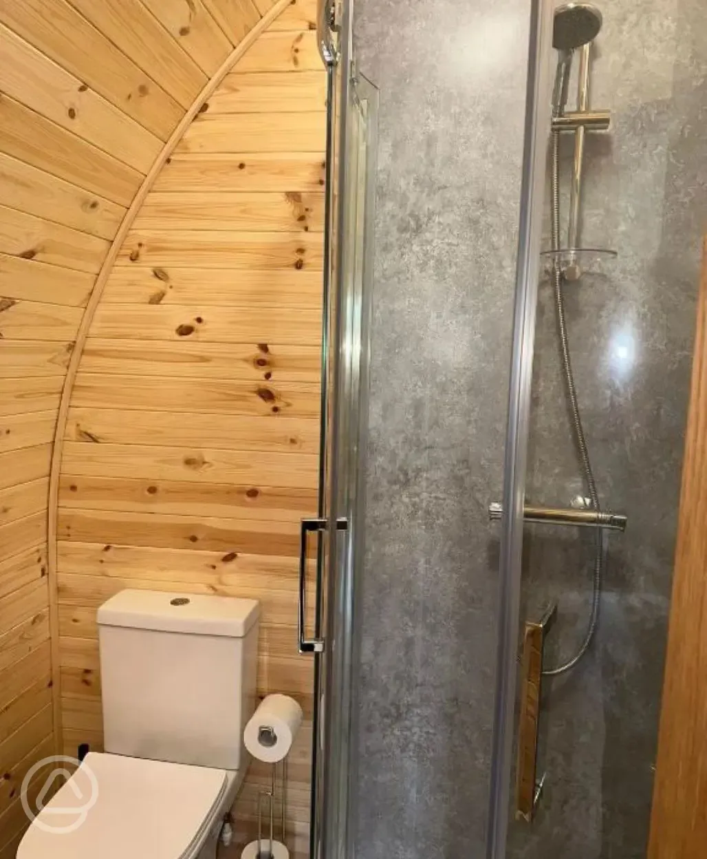 Ensuite glamping pod bathroom