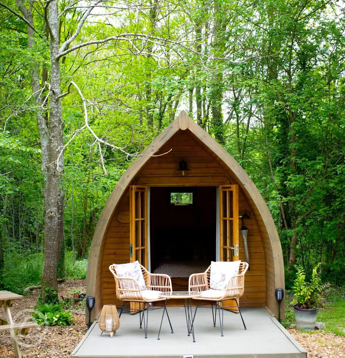 Pod facing the meadow and pond