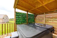 The Hedgehog's Hideout hot tub The Hedgehog's Hideout hot tub