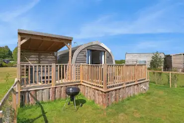 Overview of The Fox's Den at The Galloway Steading with an electric hot tub