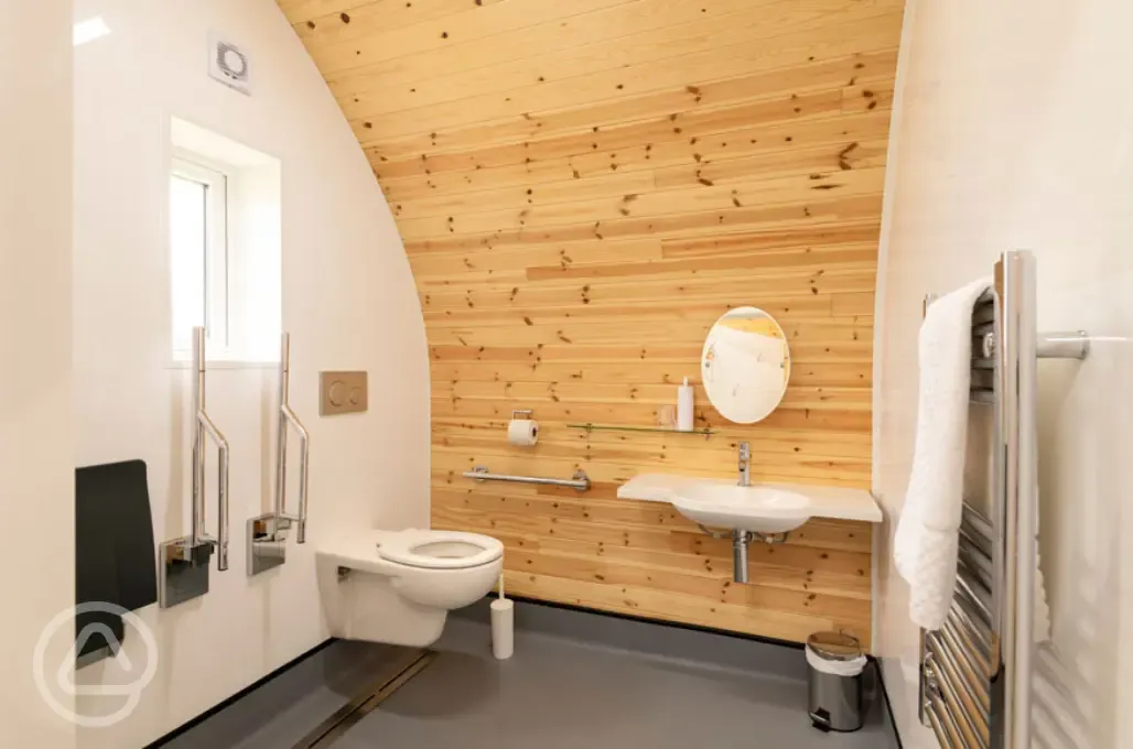 Glamping pod ensuite - universally accessible 