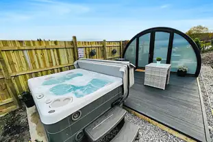 Highland Premier Glamping Pods, Kiltarlity, Beauly, Highlands (11.1 miles)