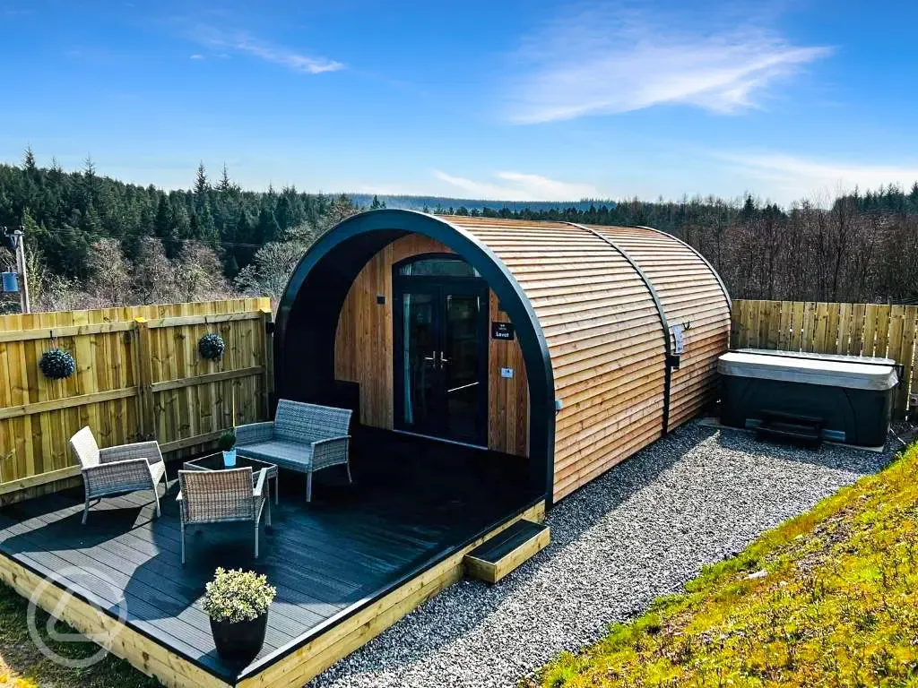 Lovat large glamping pod