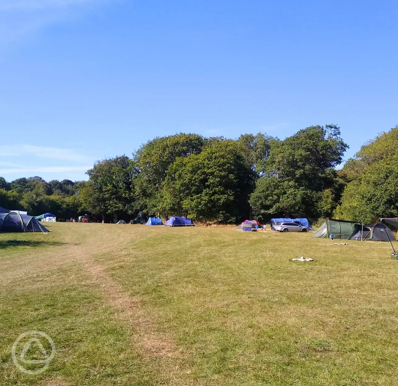 Non electric grass tent pitches