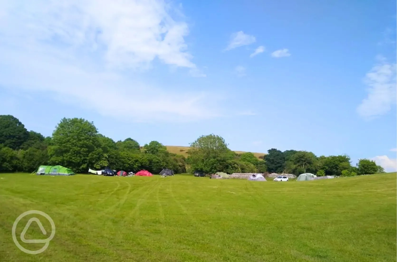 Non electric grass tent pitches