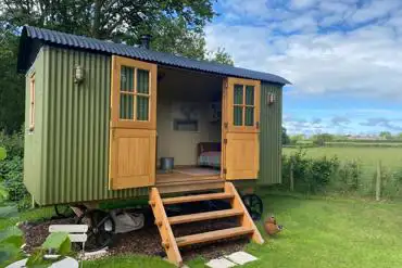 Shepherd's hut