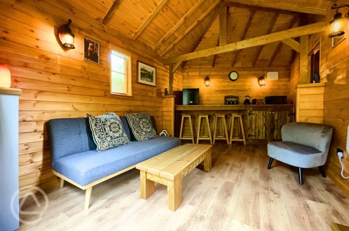 Bear's House Lodge interior