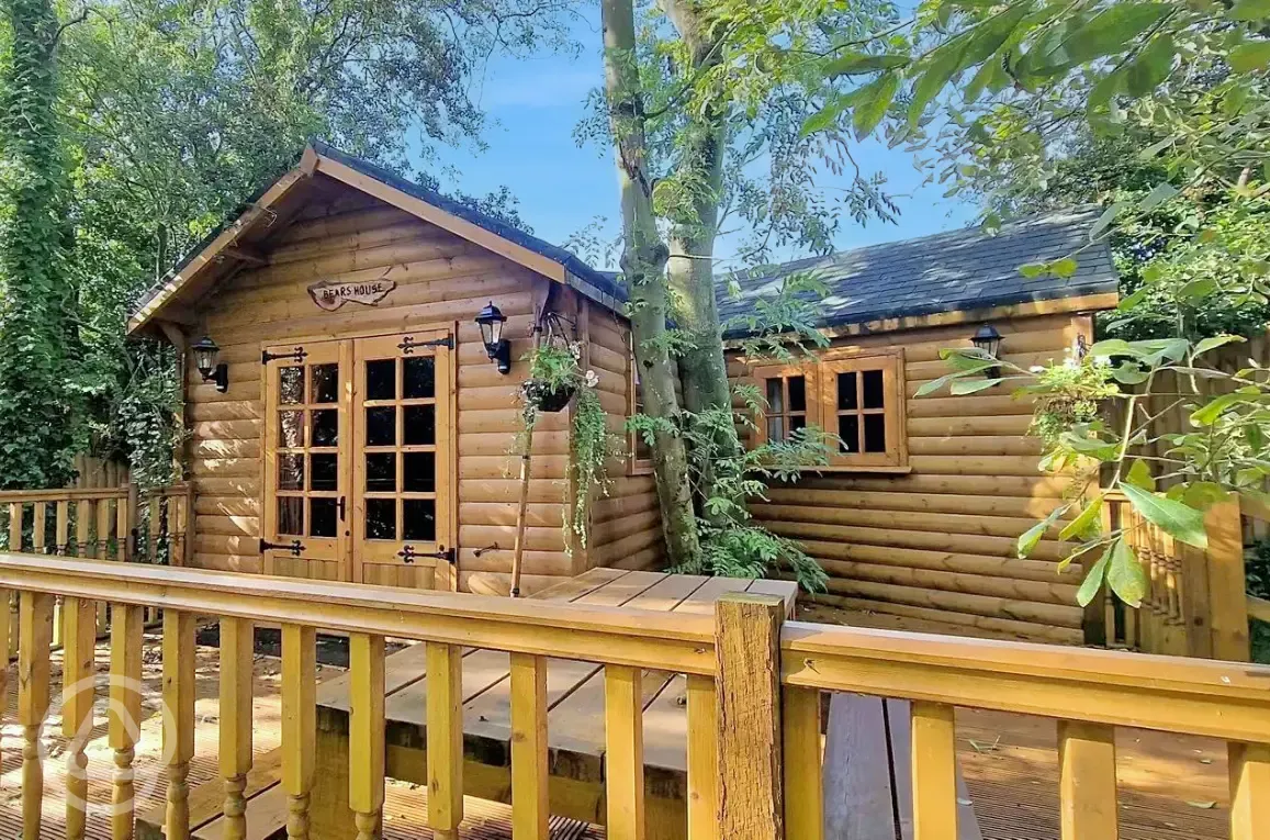Bear's House Lodge