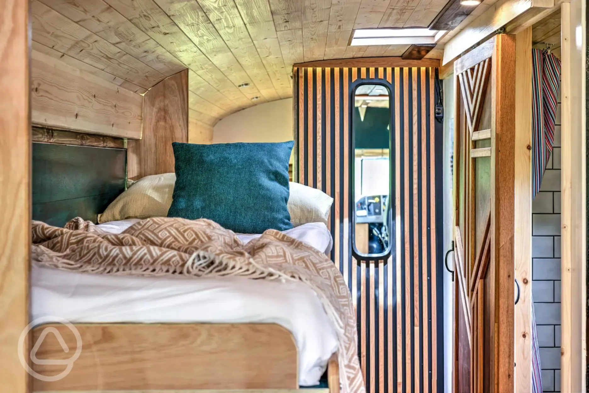Glamping school bus fold away bunk-beds