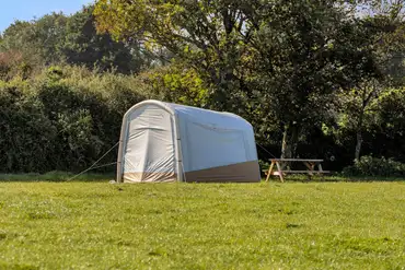 Non electric grass tent pitches