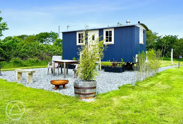 George shepherd's hut