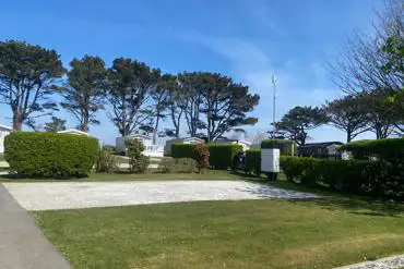 Gravel touring pitches