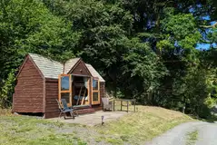 Log cabin