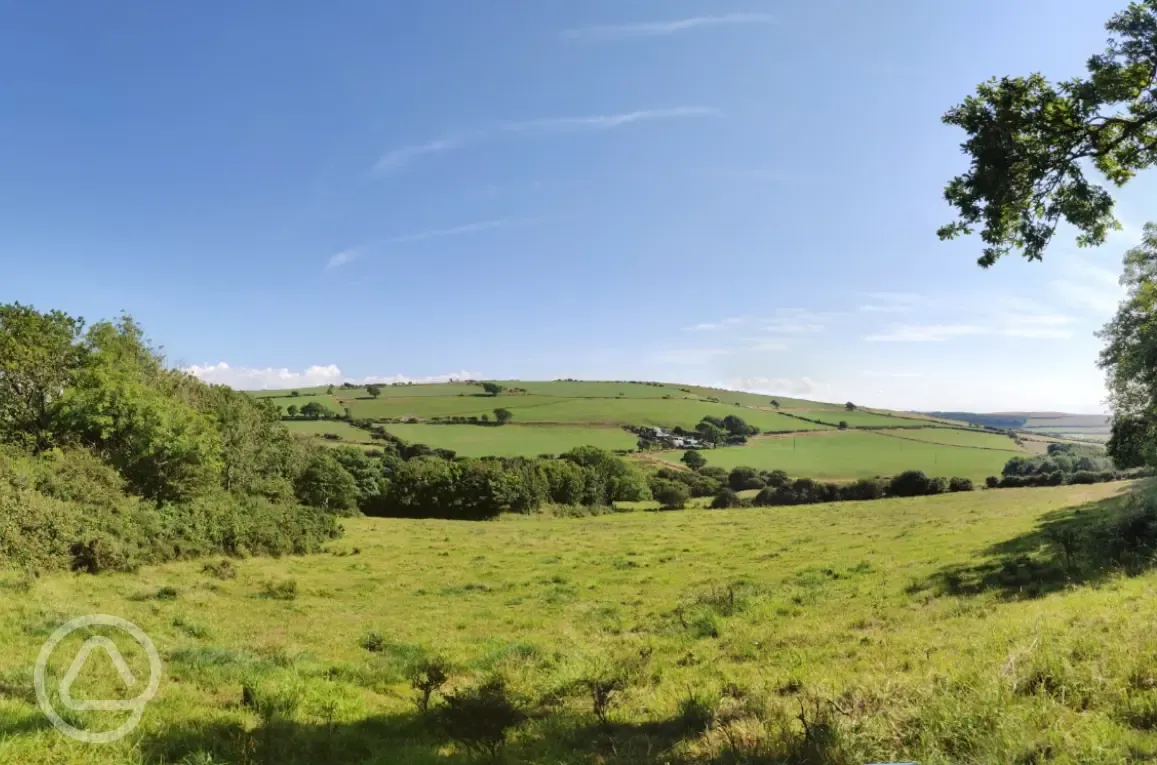 Non electric grass tent pitches